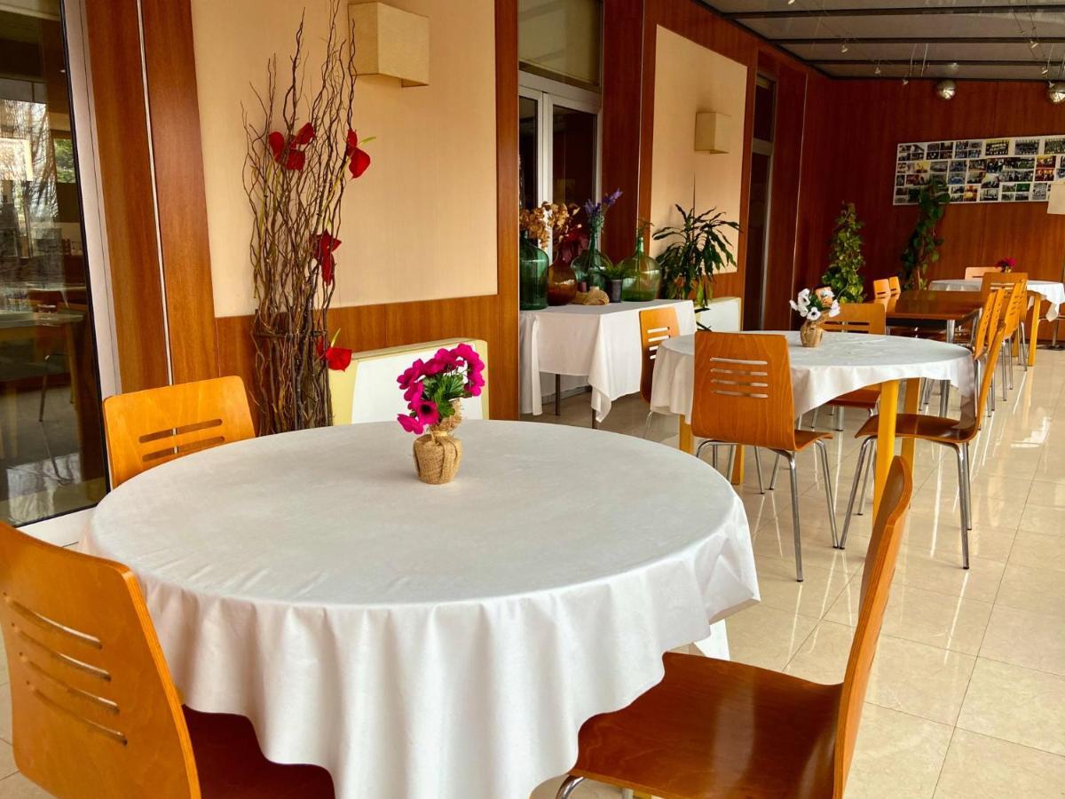 Hotel Berga Park Ngoại thất bức ảnh